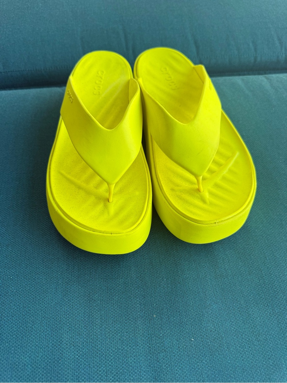Women's Crocs
 Yellow Platform Flip Flop Sandals brand New without the box